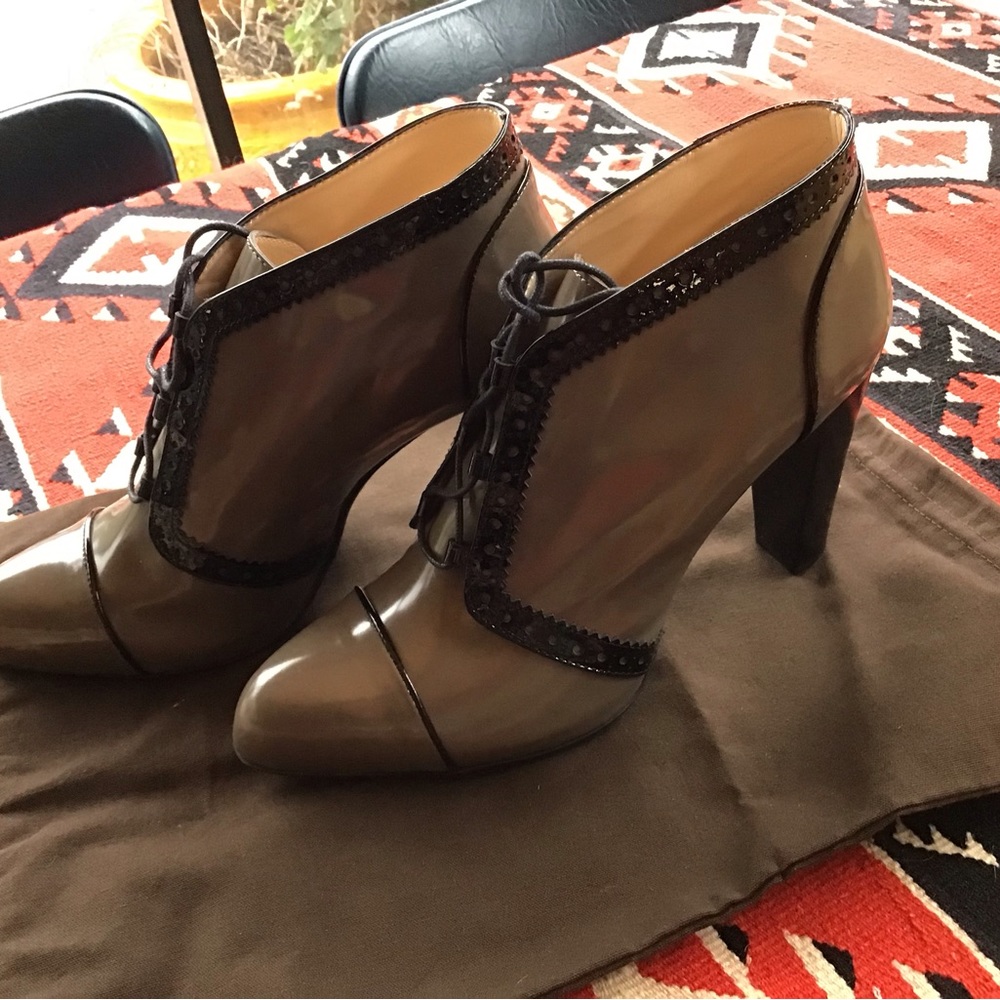 Tod’s Lulu Booties 41 NIB